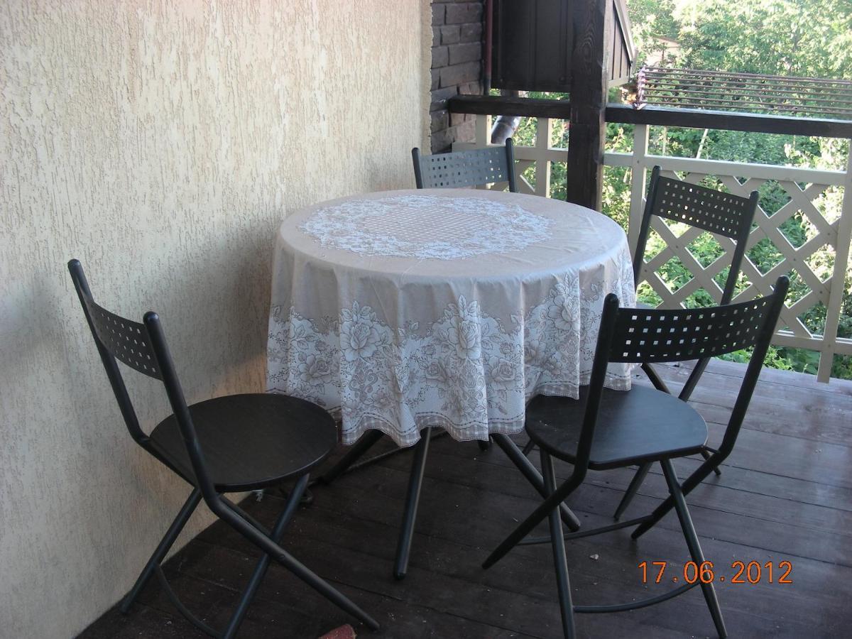 Гостиный Двор Odessa Extérieur photo